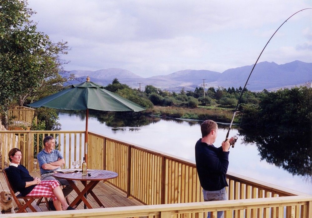 2 Mile Lodge Kenmare Εξωτερικό φωτογραφία