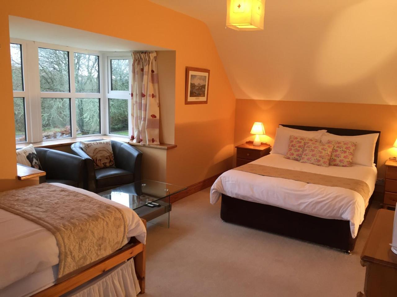 2 Mile Lodge Kenmare Εξωτερικό φωτογραφία